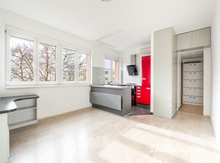 Pronájem bytu, 2+kk, 39 m²