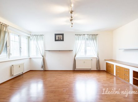 Pronájem bytu, 2+kk, 68 m²