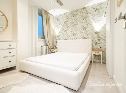 Pronájem bytu, 2+kk, 42 m²