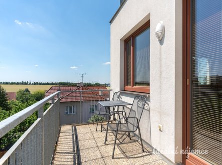 Pronájem bytu, 3+kk, 70 m²