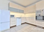 Pronájem bytu, 2+kk, 64 m²