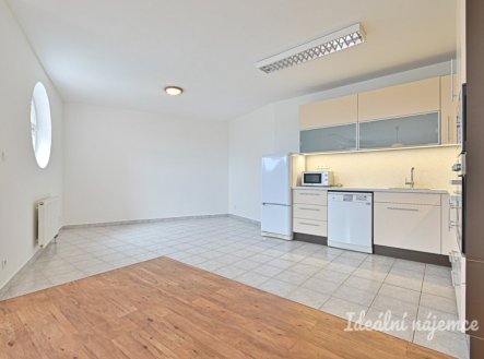 Pronájem bytu, 2+kk, 64 m²