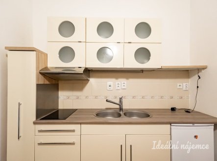 Pronájem bytu, 2+kk, 43 m²