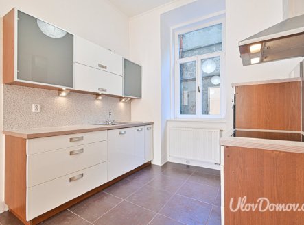 Pronájem bytu, 2+1, 72 m²