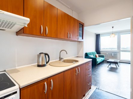 Pronájem bytu, 2+kk, 44 m²