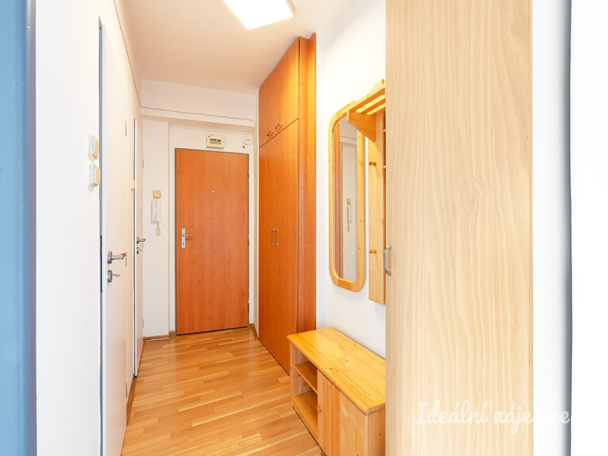 Pronájem bytu 2+1, Perunova, Vinohrady, 26000 Kč/měs, 55 m2