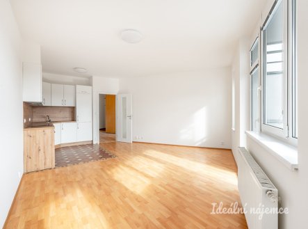 Pronájem bytu, 3+kk, 74 m²