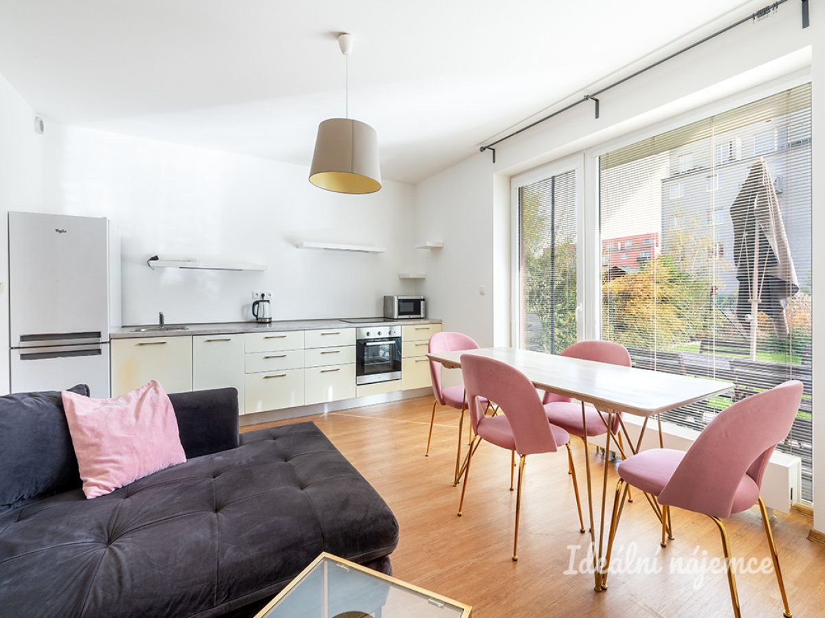 Pronájem bytu 2+kk, Žitná, Litovice, 24840 Kč/měs, 44 m2