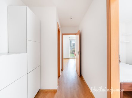 Pronájem bytu, 2+kk, 44 m²