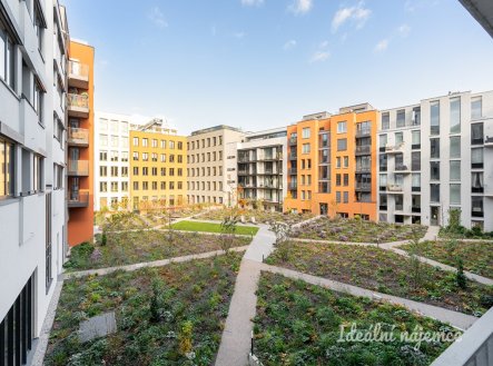 Pronájem bytu, 3+kk, 92 m²