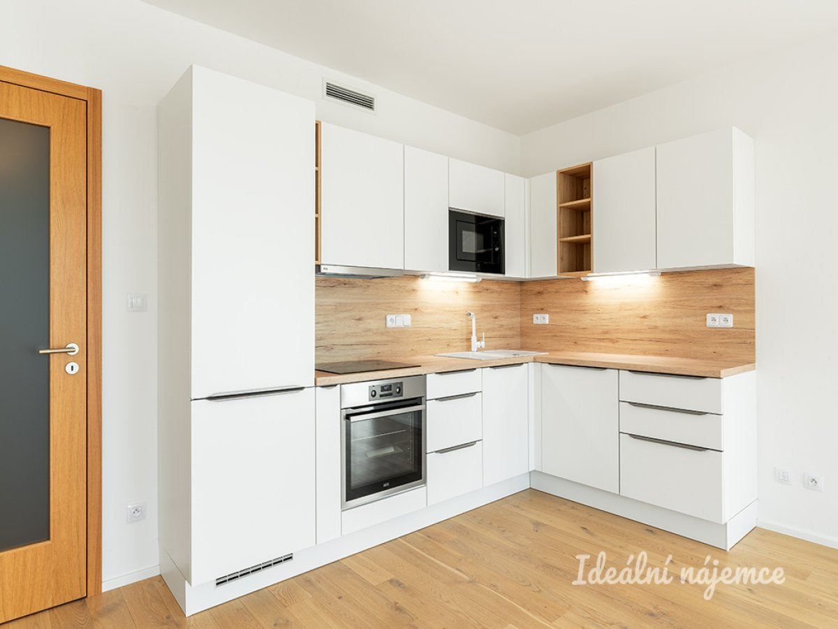 Pronájem bytu 3+kk, Šiklové, Smíchov,  37 900 Kč/měs, 92 m2