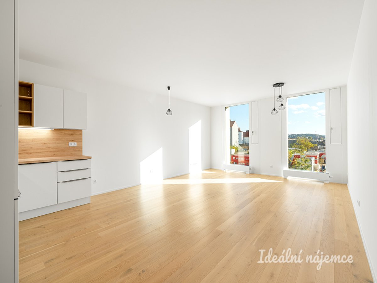 Pronájem bytu 3+kk, Šiklové, Smíchov,  37 900 Kč/měs, 92 m2