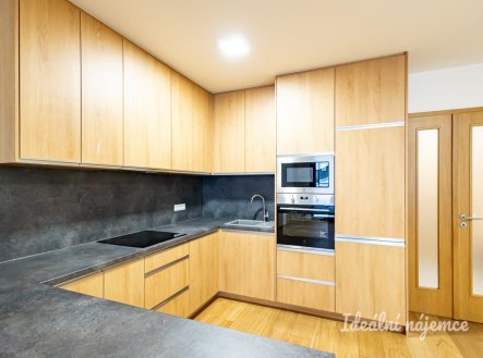Pronájem bytu, 3+kk, 83 m²