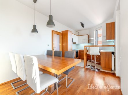Pronájem bytu, 3+kk, 87 m²