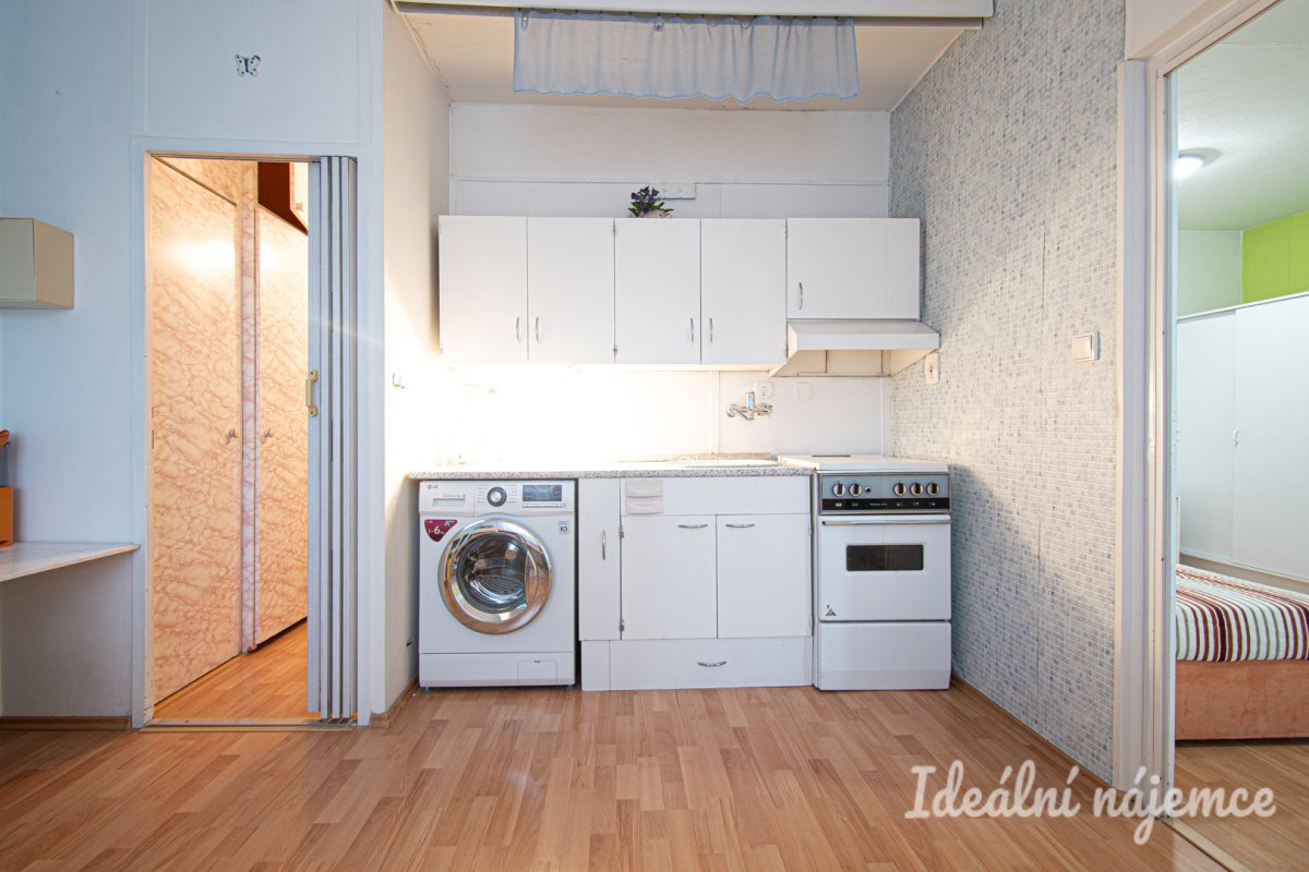 Pronájem bytu 1+1, Součkova, Komín, 15 500 Kč/měs, 42 m2