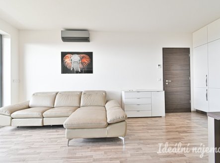 Pronájem bytu, 2+kk, 60 m²
