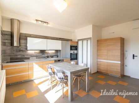 Pronájem bytu, 3+kk, 55 m²