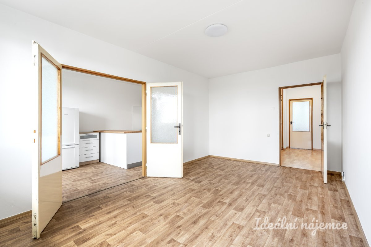 Pronájem bytu 3+1 s lodžií, Litvínovská, Prosek, 25 700 Kč/měs, 67 m2