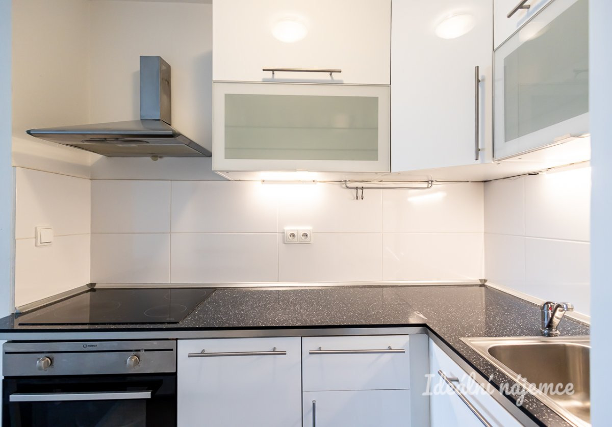 Pronájem bytu 2+kk, Krausova, Letňany, 45 m2