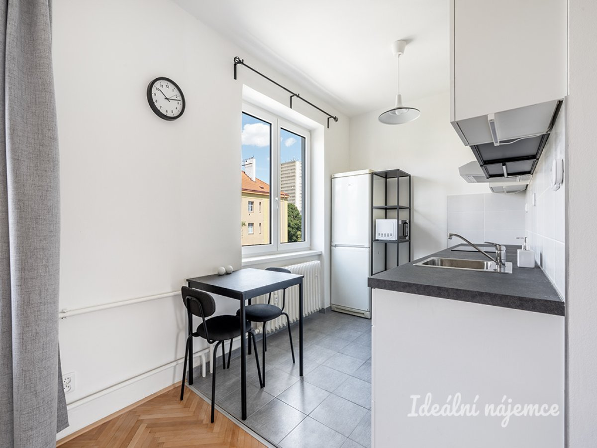 Pronájem bytu 2+kk, U Kombinátu, Strašnice, 21 000 Kč/měs, 46 m2