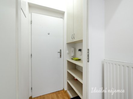 Pronájem bytu, 2+kk, 46 m²