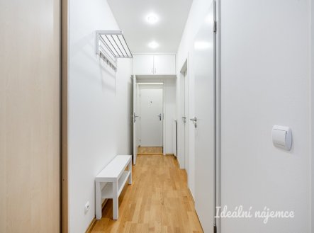Pronájem bytu, 2+kk, 46 m²