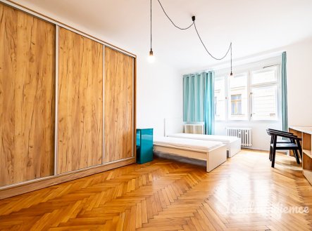 Pronájem bytu, 1+kk, 30 m² obrázek