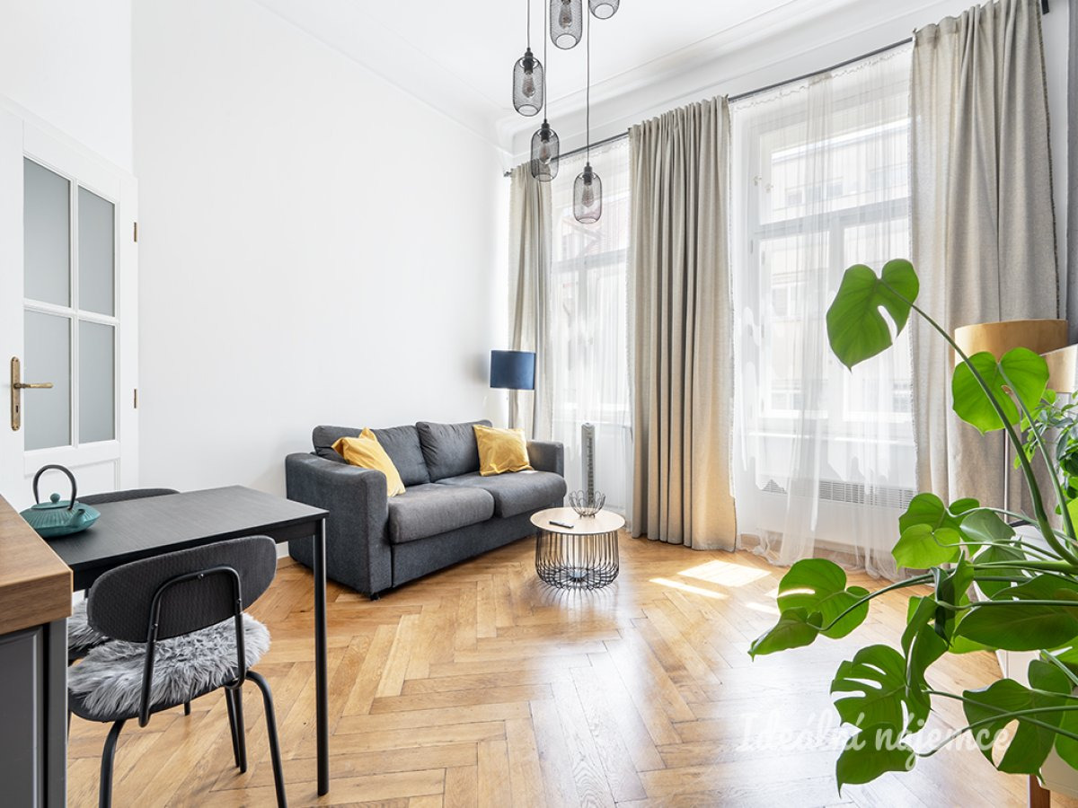 Pronájem bytu 2+kk, Truhlářská, Nové Město, 25.400 Kč/měs, 33 m2