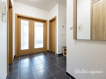 Pronájem bytu, 3+kk, 82 m²
