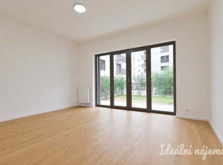 Pronájem bytu, 1+kk, 35 m²