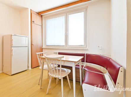 Pronájem bytu, 3+1, 70 m²