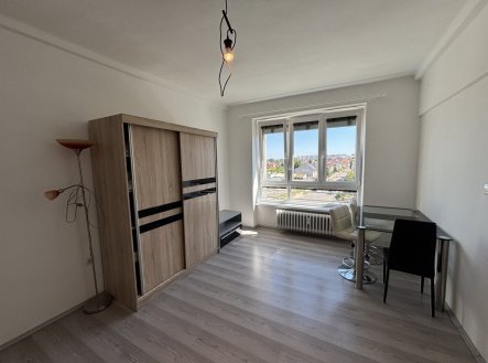 Pronájem bytu, 2+1, 55 m²
