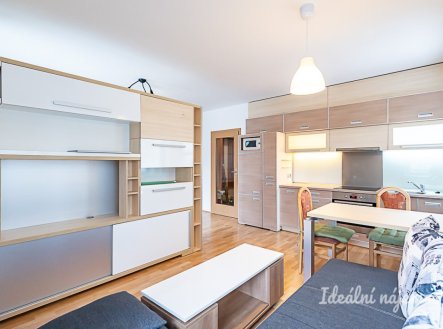 Pronájem bytu, 1+kk, 40 m²