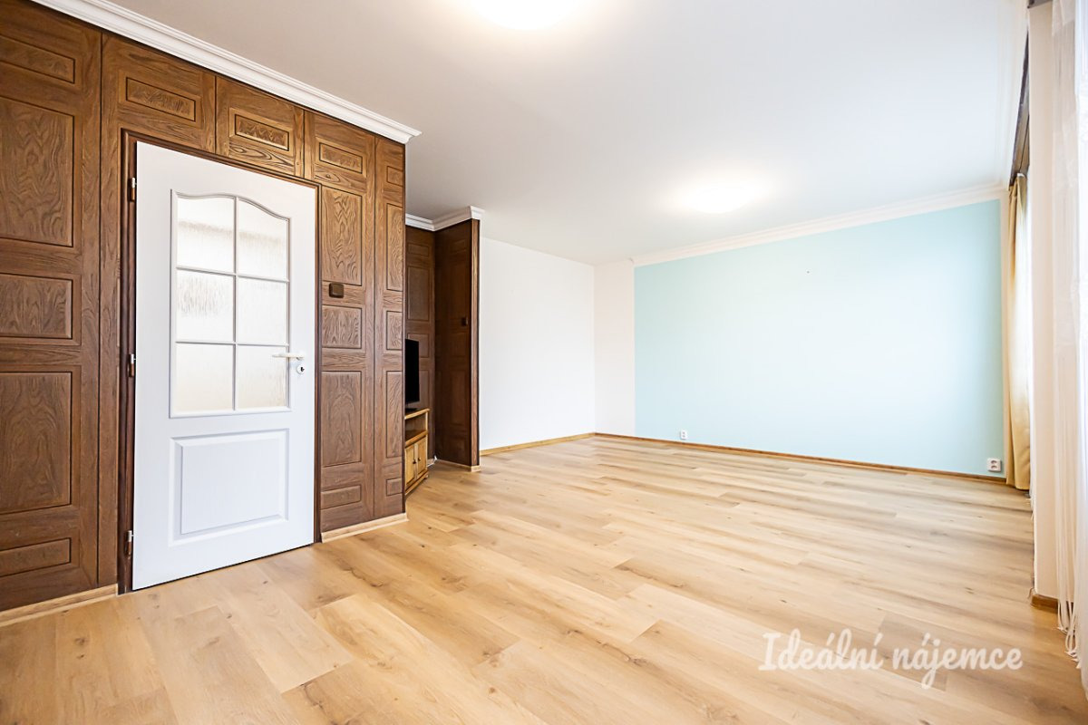 Pronájem bytu 3+1, Kurkova, Kobylisy, 28900 Kč/měs, 92 m2