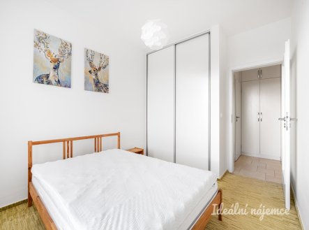 Pronájem bytu, 2+kk, 52 m²