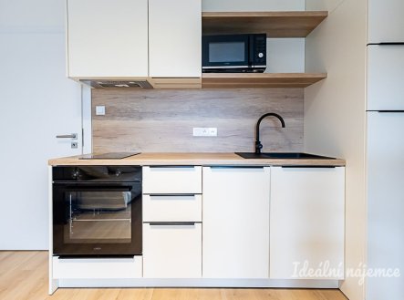 Pronájem bytu, 1+kk, 29 m² obrázek
