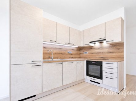 Pronájem bytu, 1+kk, 37 m² obrázek