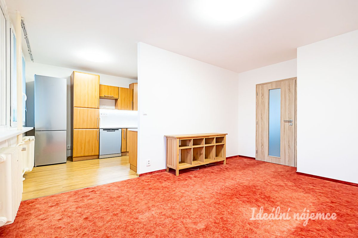 Pronájem bytu 3+1 s lodžií, Litoměřická, Prosek, 25900 Kč/měs, 54 m2