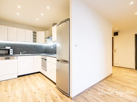 Pronájem bytu, 3+kk, 67 m²