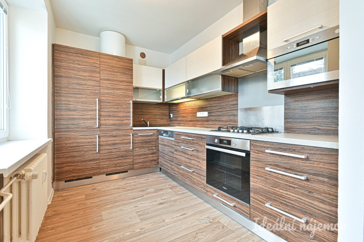 Pronájem bytu 3+1, Bačovského, Líšeň, 26 000 Kč/měs, 72 m2