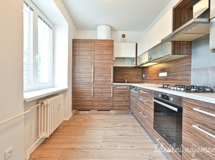 Pronájem bytu, 3+kk, 72 m²
