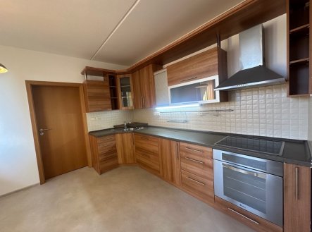 Pronájem bytu, 3+1, 82 m²
