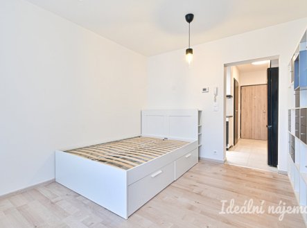 Pronájem bytu, 1+1, 24 m²