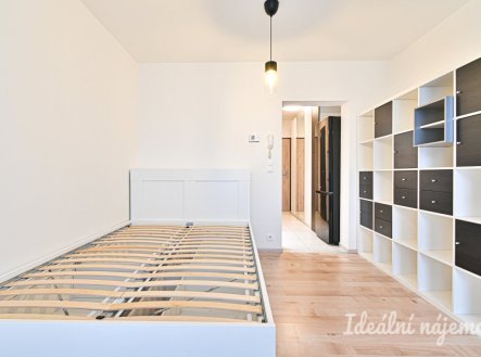 Pronájem bytu, 1+1, 24 m²