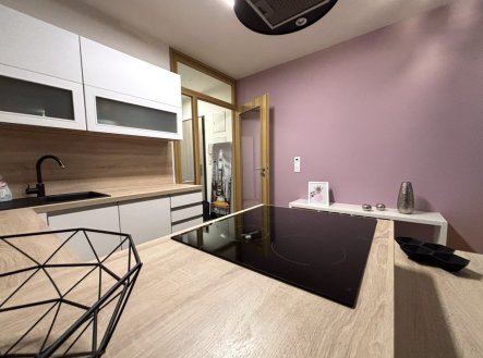 Pronájem bytu, 1+kk, 37 m²