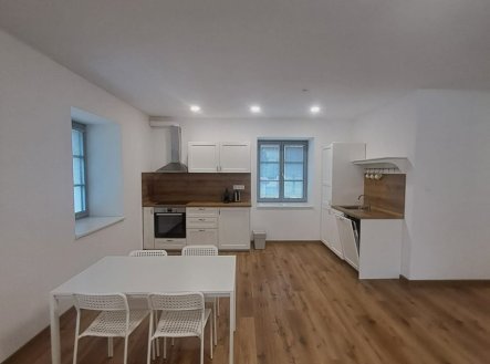 Pronájem bytu, 2+kk, 76 m²