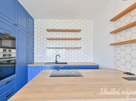 Pronájem bytu, 3+kk, 84 m²