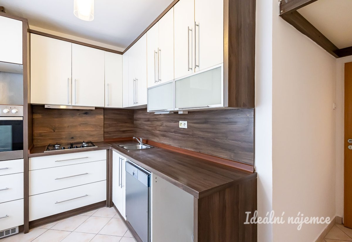 Pronájem bytu 2+1, Struhařovská, Záběhlice, 55 m2