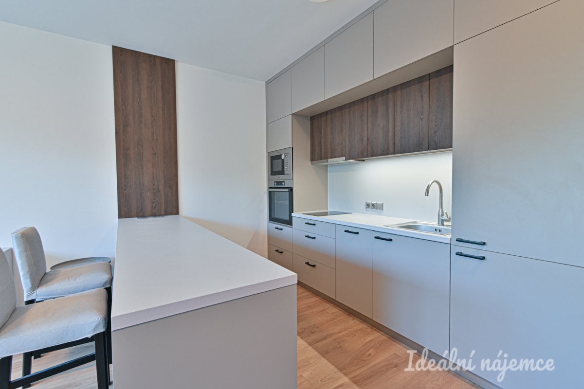 Pronájem bytu 1+kk, Hybešova, Staré Brno, 22000 Kč/měs, 39 m2