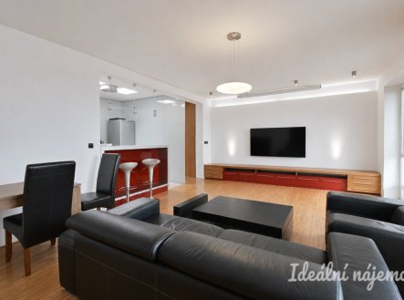 Pronájem bytu, 4+kk, 131 m²